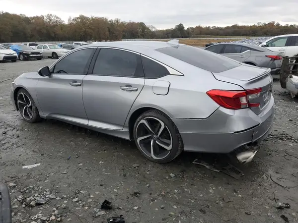 1HGCV1F30JA010806 2018 HONDA ACCORD - Image 2