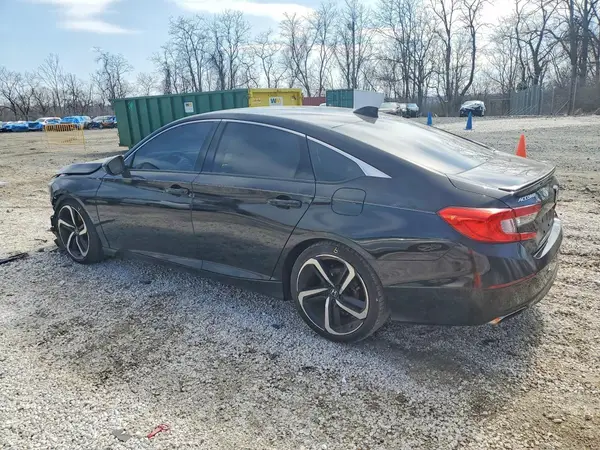 1HGCV1F30JA020428 2018 HONDA ACCORD - Image 2