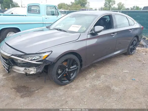 1HGCV1F30JA022325 2018 HONDA ACCORD - Image 2