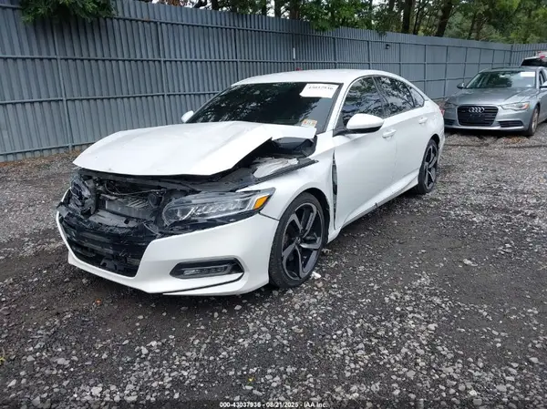 1HGCV1F30JA026326 2018 HONDA ACCORD - Image 2