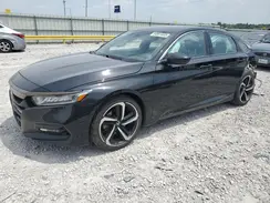 1HGCV1F30JA039318 2018 HONDA ACCORD