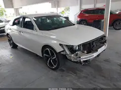 1HGCV1F30JA048178 2018 HONDA ACCORD