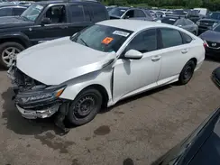 1HGCV1F30JA049556 2018 HONDA ACCORD