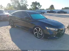 1HGCV1F30JA057964 2018 HONDA ACCORD