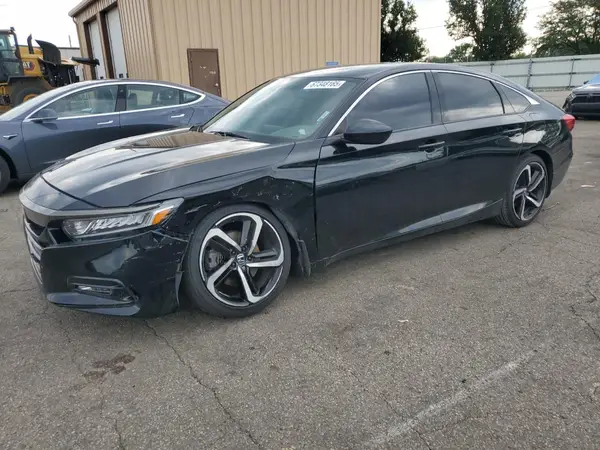 1HGCV1F30JA057995 2018 HONDA ACCORD - Image 1