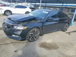 1HGCV1F30JA058001 2018 HONDA ACCORD