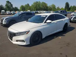 1HGCV1F30JA058922 2018 HONDA ACCORD