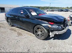 1HGCV1F30JA060718 2018 HONDA ACCORD