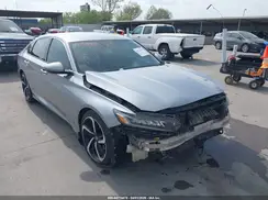 1HGCV1F30JA071444 2018 HONDA ACCORD