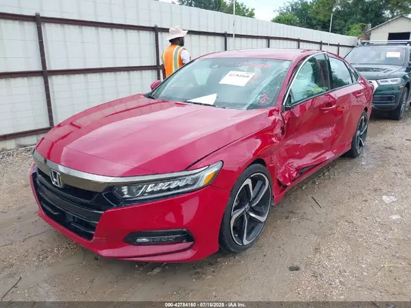 1HGCV1F30JA073551 2018 HONDA ACCORD - Image 2