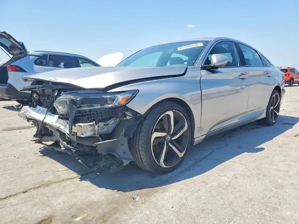 1HGCV1F30JA075087 2018 HONDA ACCORD - Image 1