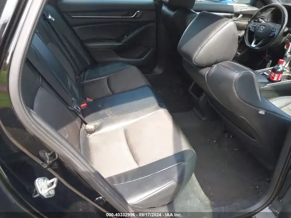 1HGCV1F30JA075686 2018 HONDA ACCORD - Image 8