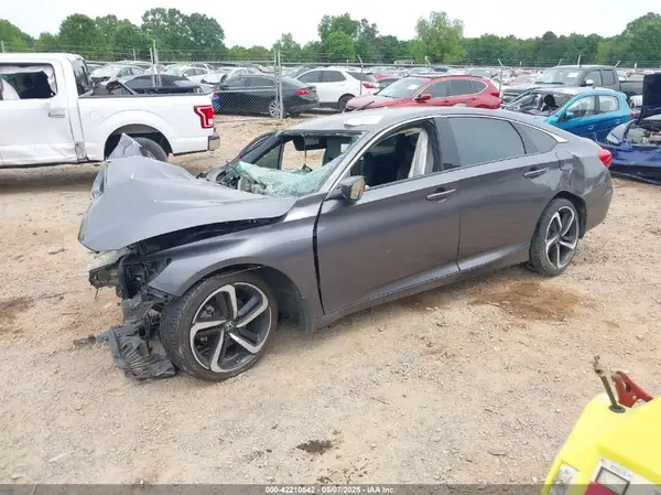 1HGCV1F30JA087269 2018 HONDA ACCORD - Image 2