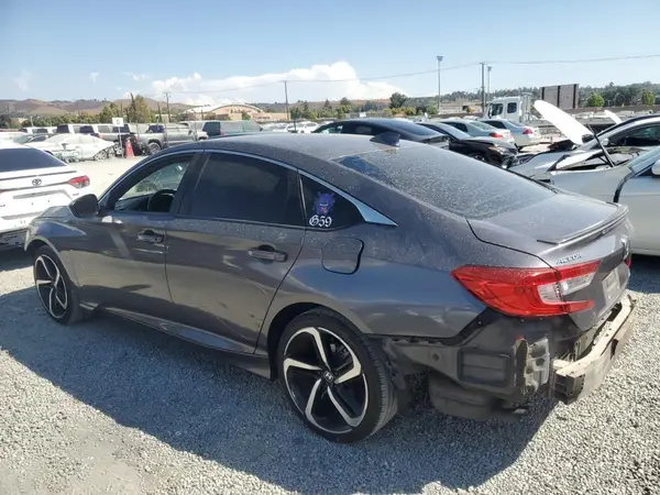 1HGCV1F30JA087272 2018 HONDA ACCORD - Image 2