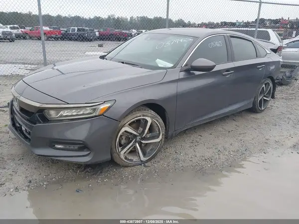 1HGCV1F30JA087465 2018 HONDA ACCORD - Image 2