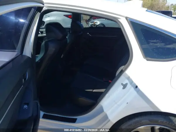 1HGCV1F30JA089538 2018 HONDA ACCORD - Image 8