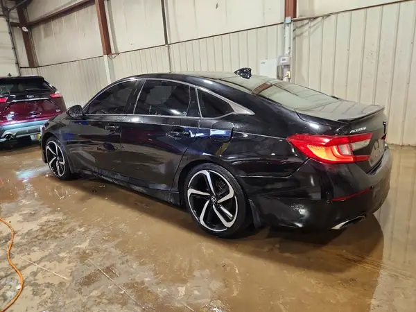 1HGCV1F30JA092021 2018 HONDA ACCORD - Image 2