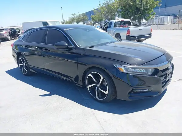 1HGCV1F30JA096098 2018 HONDA ACCORD - Image 1