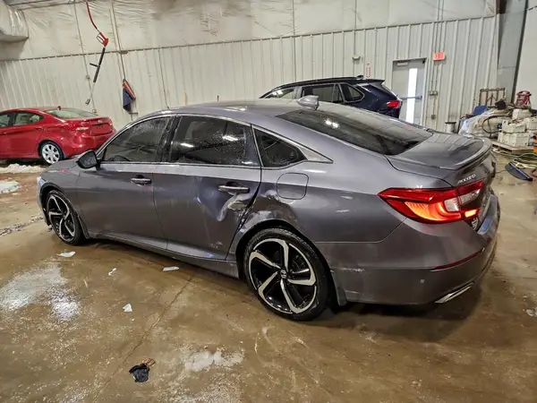 1HGCV1F30JA097901 2018 HONDA ACCORD - Image 2