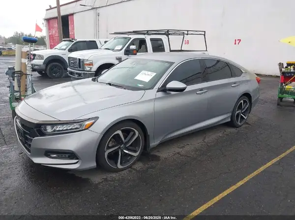 1HGCV1F30JA099874 2018 HONDA ACCORD - Image 2