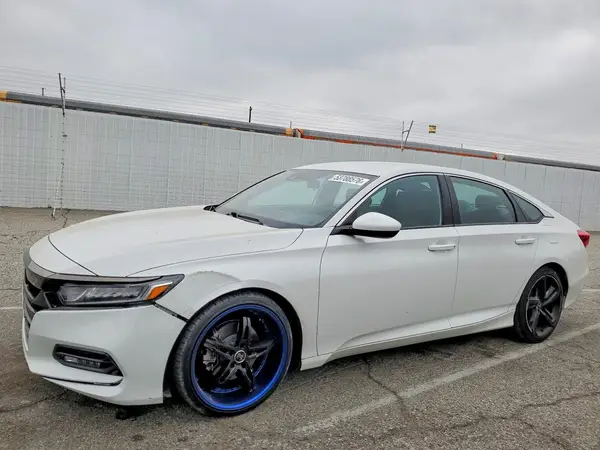 1HGCV1F30JA107553 2018 HONDA ACCORD - Image 1