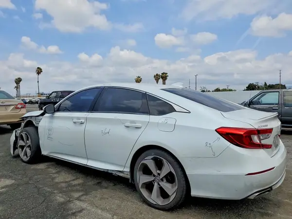 1HGCV1F30JA108721 2018 HONDA ACCORD - Image 2