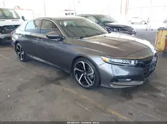 1HGCV1F30JA135174 2018 HONDA ACCORD