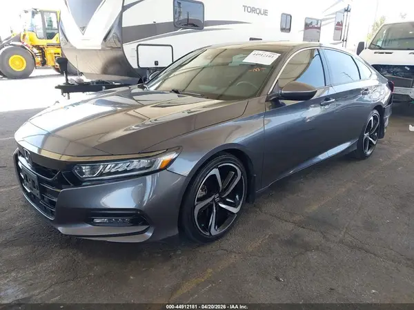 1HGCV1F30JA135174 2018 HONDA ACCORD - Image 2