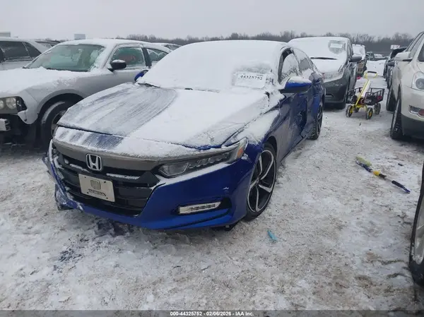 1HGCV1F30JA139774 2018 HONDA ACCORD - Image 2
