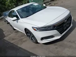 1HGCV1F30JA155408 2018 HONDA ACCORD