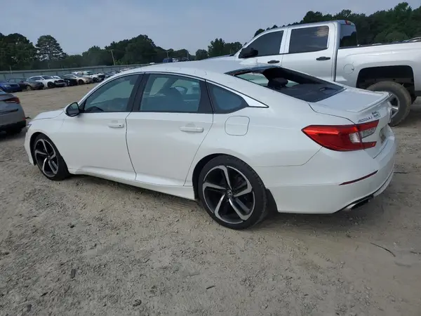 1HGCV1F30JA158437 2018 HONDA ACCORD - Image 2
