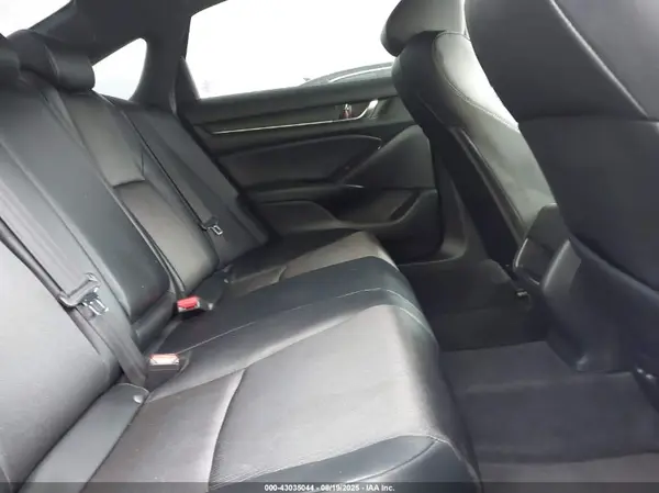1HGCV1F30JA163203 2018 HONDA ACCORD - Image 8