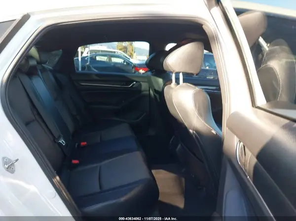 1HGCV1F30JA165548 2018 HONDA ACCORD - Image 8