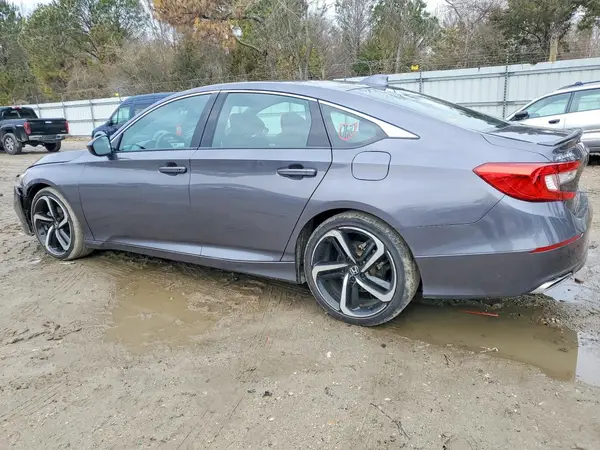 1HGCV1F30JA167364 2018 HONDA ACCORD - Image 2