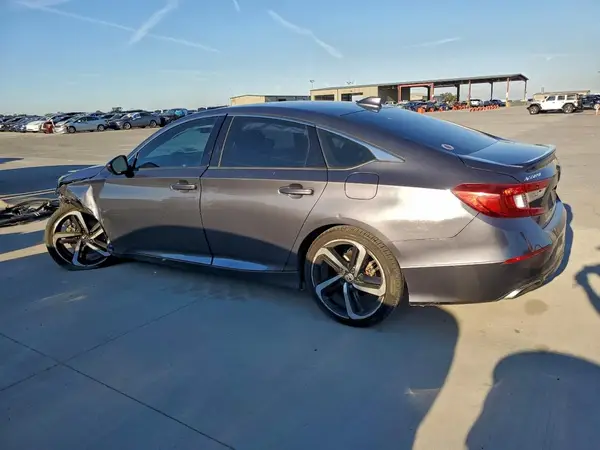 1HGCV1F30JA170412 2018 HONDA ACCORD - Image 2