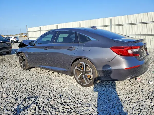 1HGCV1F30JA201755 2018 HONDA ACCORD - Image 2