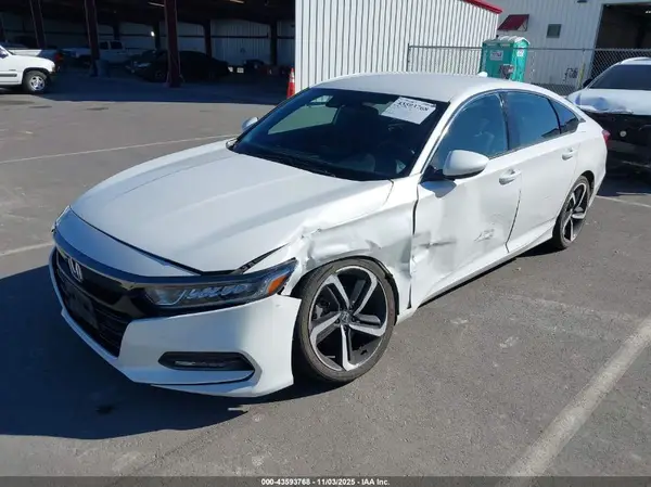 1HGCV1F30JA204493 2018 HONDA ACCORD - Image 2