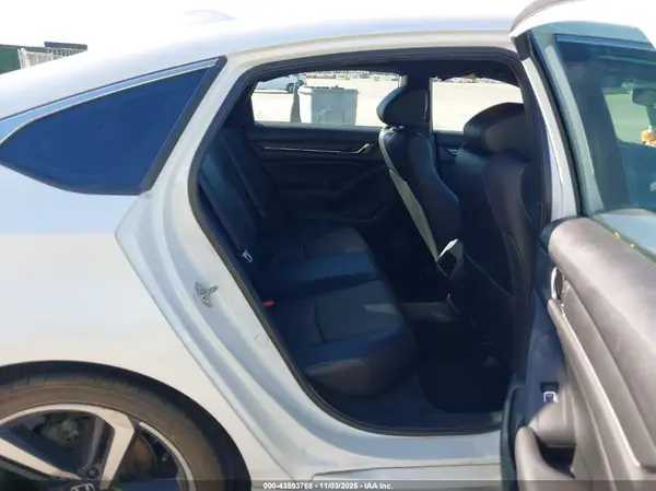 1HGCV1F30JA204493 2018 HONDA ACCORD - Image 8