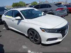 1HGCV1F30JA204560 2018 HONDA ACCORD