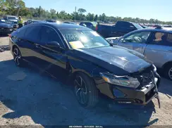 1HGCV1F30JA207278 2018 HONDA ACCORD