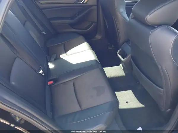 1HGCV1F30JA207278 2018 HONDA ACCORD - Image 8