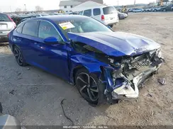 1HGCV1F30JA210357 2018 HONDA ACCORD