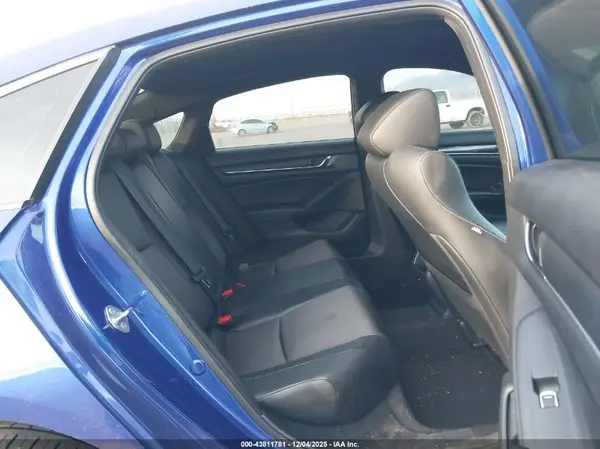 1HGCV1F30JA210388 2018 HONDA ACCORD - Image 8