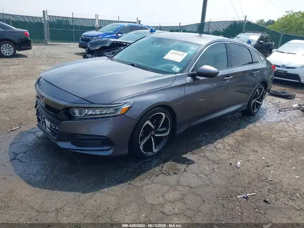 1HGCV1F30JA210861 2018 HONDA ACCORD - Image 2