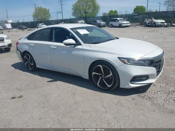 1HGCV1F30JA211329 2018 HONDA ACCORD - Image 1