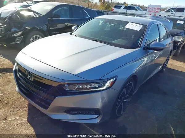 1HGCV1F30JA213548 2018 HONDA ACCORD - Image 2