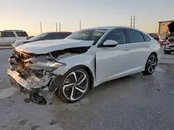 1HGCV1F30JA213856 2018 HONDA ACCORD