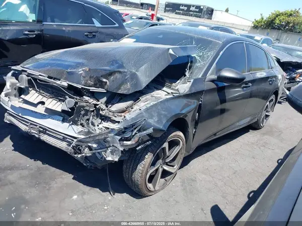 1HGCV1F30JA217440 2018 HONDA ACCORD - Image 2