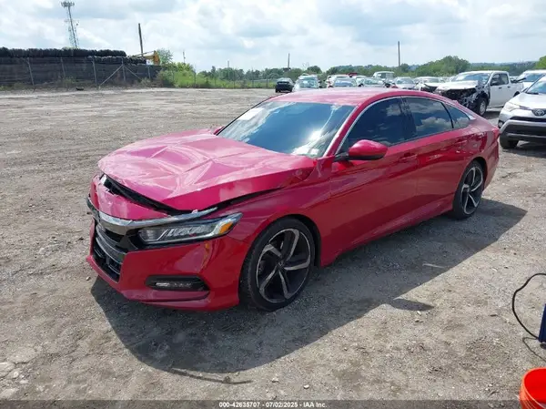 1HGCV1F30JA218975 2018 HONDA ACCORD - Image 2