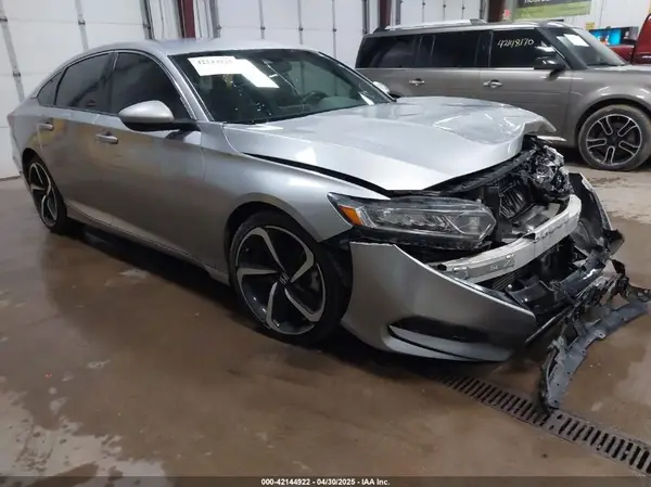 1HGCV1F30JA219592 2018 HONDA ACCORD - Image 1